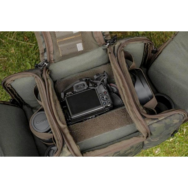 Shimano Trench Deluxe Camera Bag