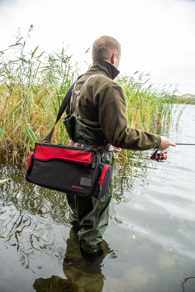 Ultimate Predator Shoulderbag + Tacklebox