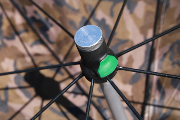 Ultimate Camo Brolly 50" + Bivvy Table + Torch