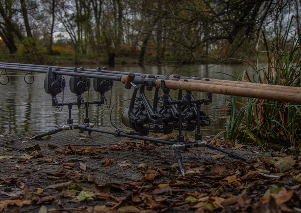 Solar Blacklite Worldwide Rodpod