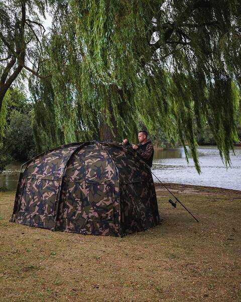 Fox Frontier II XL Camo Bivvy (Incl. Vapour Peak)