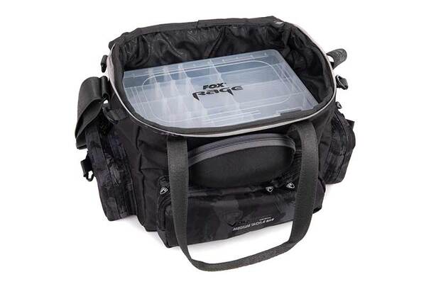Fox Rage Camo Voyager Medium Tackle Bag (Incl. 6 Tackle boxes)