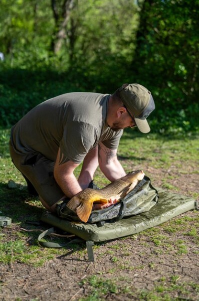 Korum Supa Lite Fishcare Set (Onthaakmat, Sling & Pouch)