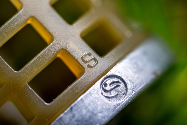 Guru X-Change Distance Feeder  - Cage