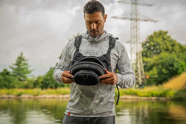 Fox Rage Camo Voyager Chest Pack (Incl. 2 Tackle boxes)
