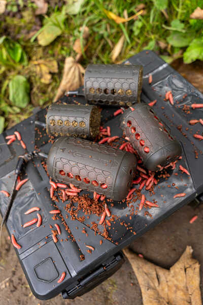 Korum Combi Feeder Medium Voerkorf