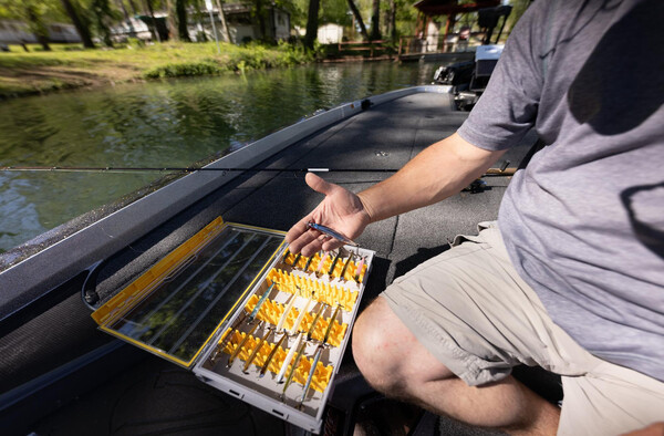 Plano Edge Vertical Jig And Spybait 3700 Caja para Señuelos