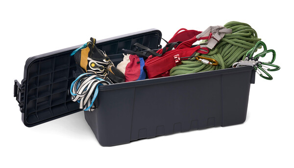 Plano Sportman's Trunk Medium Fishing Case - Charcoal