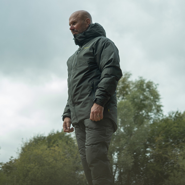 RidgeMonkey APEarel ThermaPro Insulated Coat Fishing Jacket
