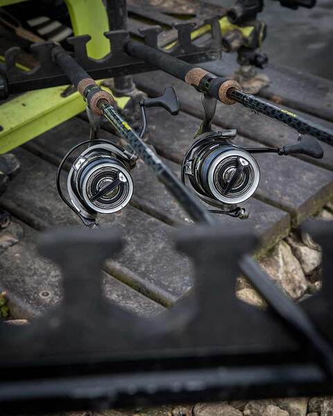 Kołowrotek Feederowy Matrix HX Pro