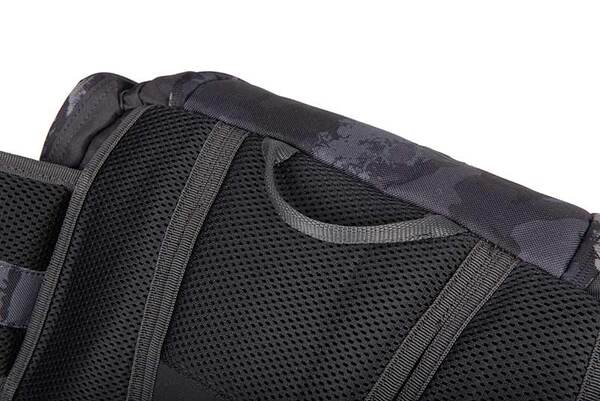 Fox Rage Camo Voyager Belt Bag (Incl. Tacklebox)