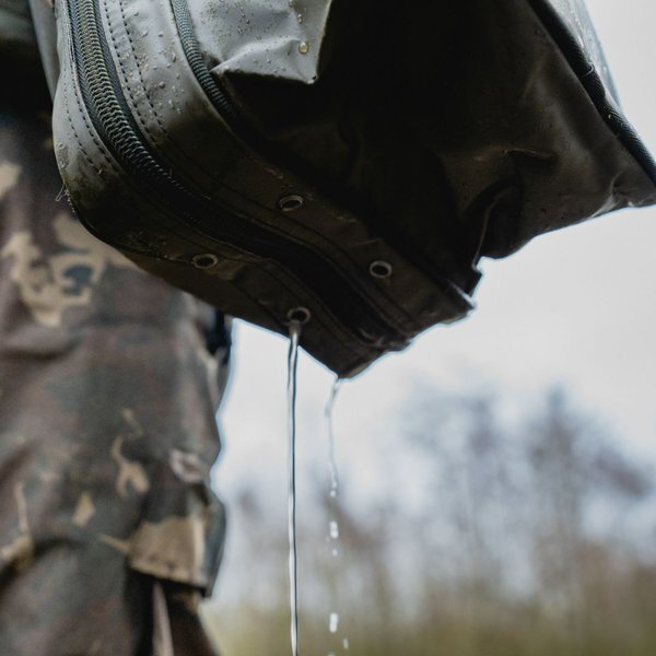 Nash Subterfuge Bushwhacker & Prodding Stick Bag