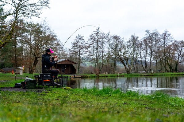 *Guru Aventus R Waggler Hengel 3.96m (1-15g) (3-Delig)
