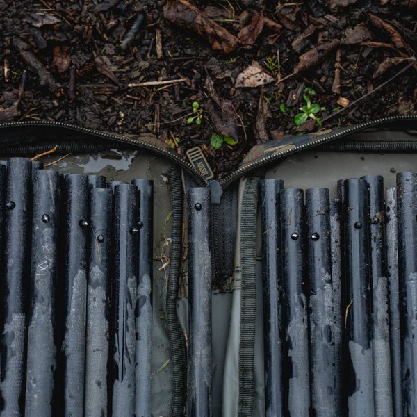 Nash Subterfuge Bushwhacker & Prodding Stick Bag