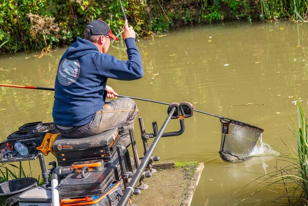 Guru N-Gauge Pro F1 270 Net Handle (Two parts)