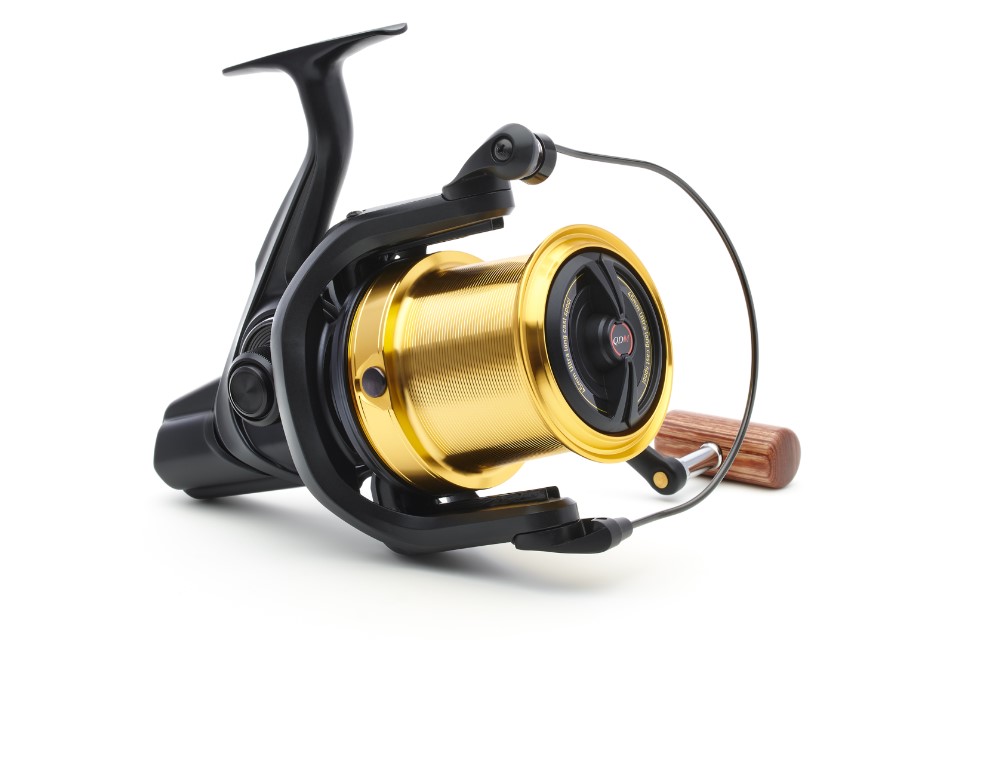 Moulinet Surfcasting Daiwa 23 Emblem Surf 45 SCW QD - Frein Avant, Bobine 45mm - Distance De Lancer Extrême