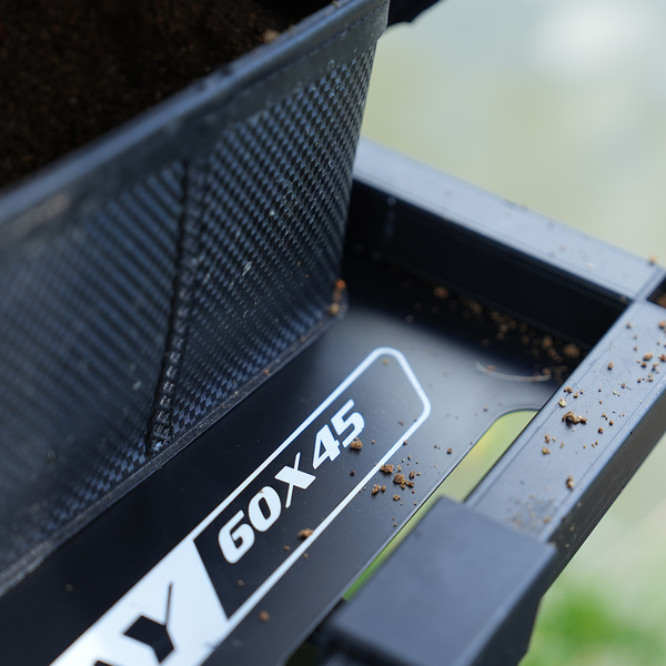 Cresta Solith Bandeja Lateral para Cebo con Capota