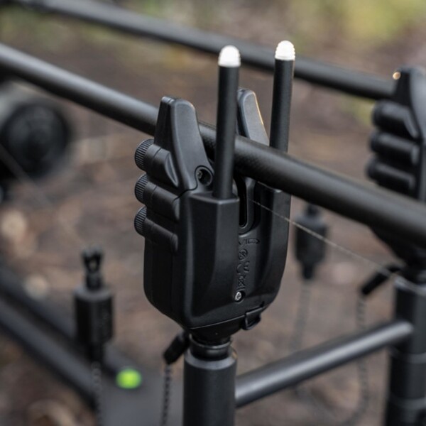 Avid VTX+ Illuminated Snag Ears