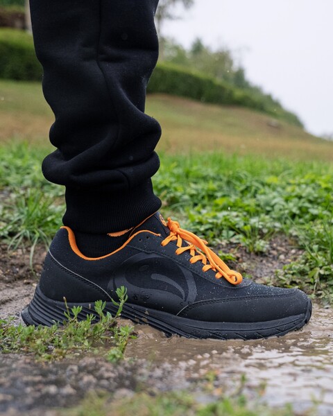 Guru Waterproof Trainer Black