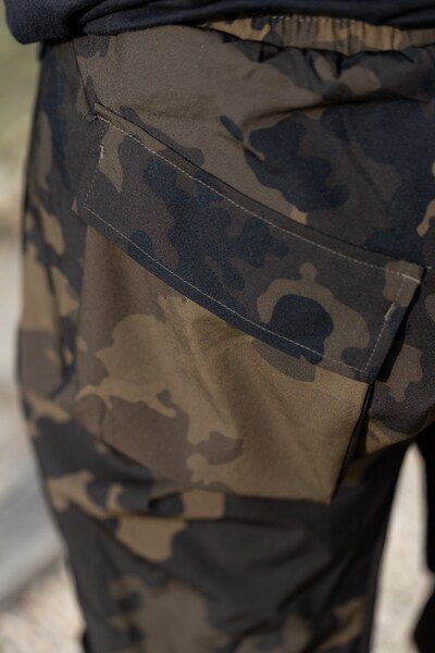 Korda Ultralite Joggers Dark Kamo