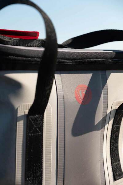 Fox Rage Pro Series Bolsa Soldada para Pesca de Depredadores