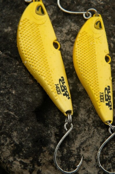 Black Cat Heavy Vibe V Lure Yellow Meerval Kunstaas