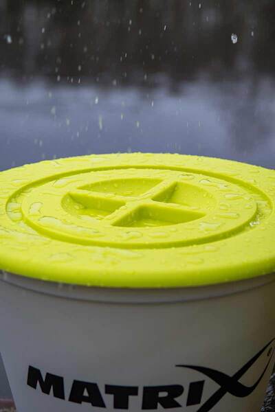 Matrix Groundbait Bucket & Lid (17L)