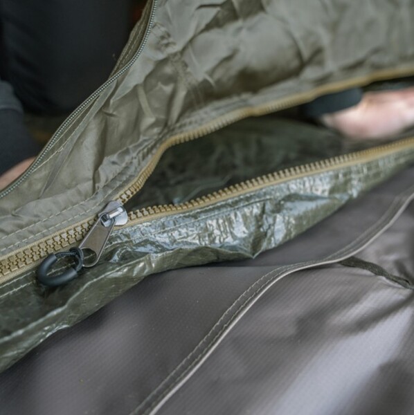 Chambre intérieure Avid InflataHouse Compact