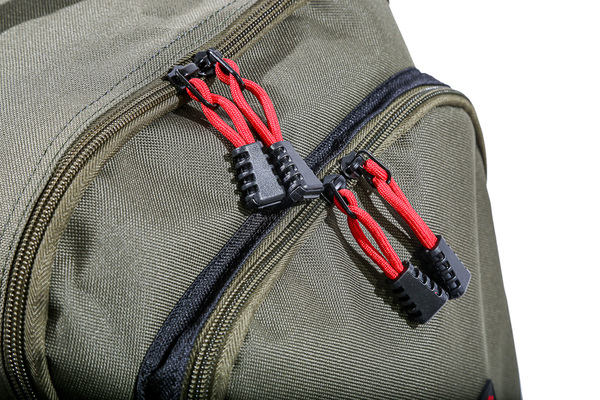 Ultimate Angler Backpack Chair (Incl. 2 Tackleboxen!)