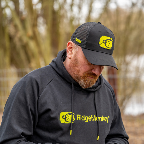 Ridgemonkey APEarel Classic Trucker Cap Black