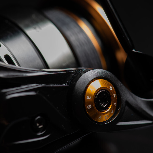 Savage Gear SG8 Spinning Reel