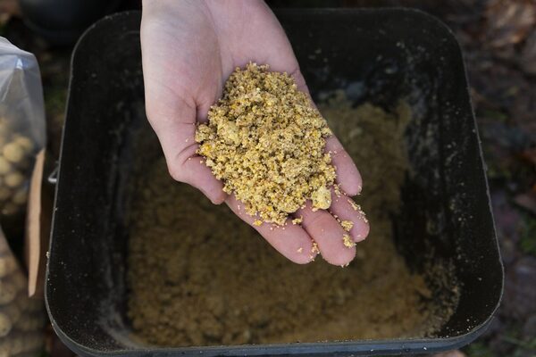 Tactic Carp Instant Maggot Pack