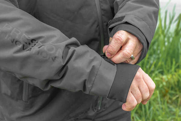 Preston DF Hydrotech Suit Warmtepak