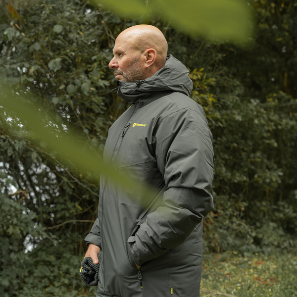 RidgeMonkey APEarel ThermaPro Insulated Coat Fishing Jacket