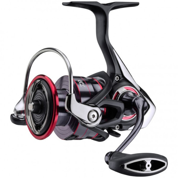 Daiwa 17 Fuego LT 4000D-C Spinnrolle