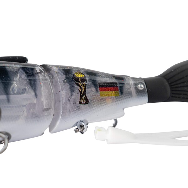 LMAB KØFI Real Vibe 180 Swimbait WK Editie 18cm (53g) (Incl. Extra Staart) - Germany