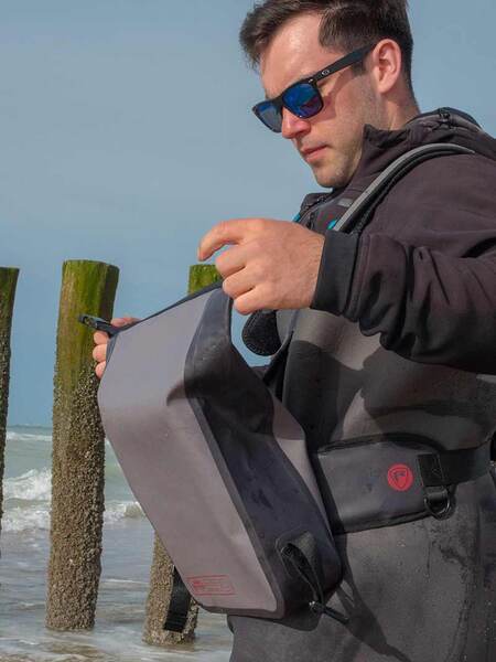 Fox Rage Pro Series Waterproof Belt Bag