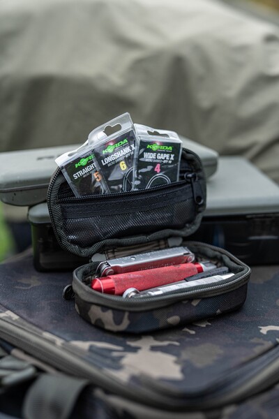 Korda Compac Tackle Pouch Dark Kamo Vistas