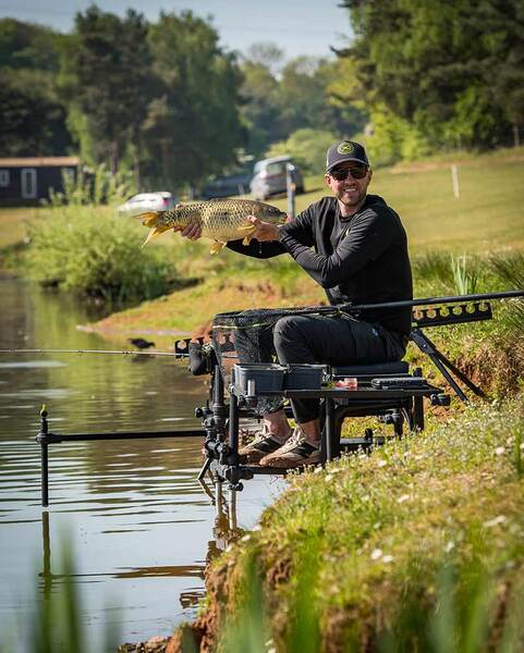 Matrix Horizon X Ultra Pro Commercial Feeder Rod