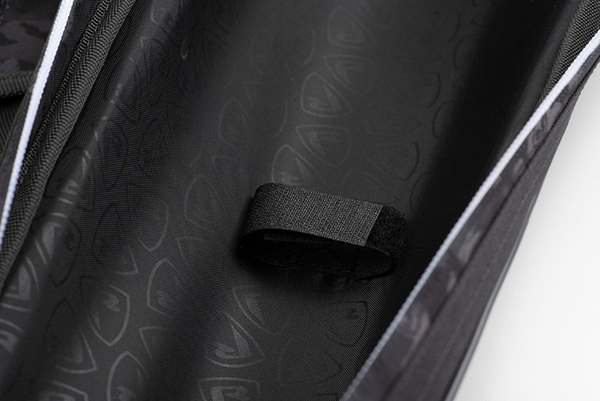 Fox Rage Voyager Camo Hard Rod Sleeve Single