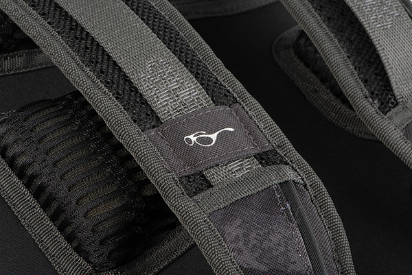 Fox Rage Voyager Camo Rucksack (incl. 4 Medium Shallow Tackleboxes)