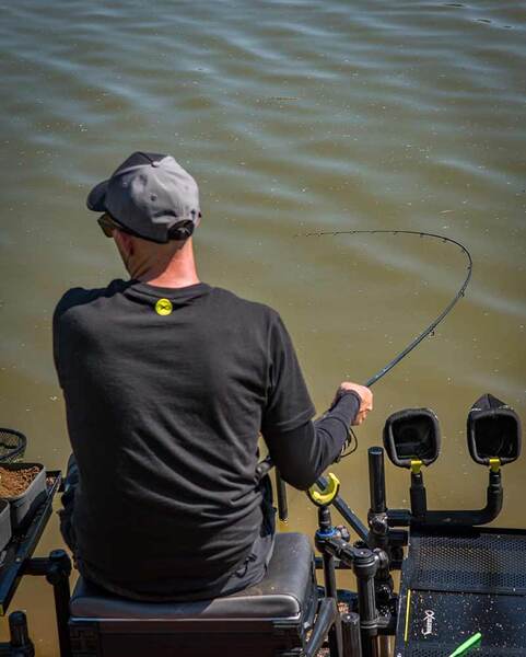 Matrix Horizon X Ultra Pro Commercial Feeder Rod