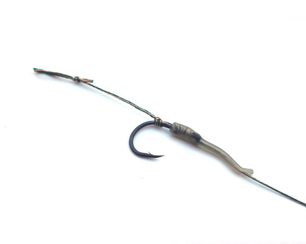 PB Products Line Aligner Rig Bajo de Línea para Carpa (25lb)