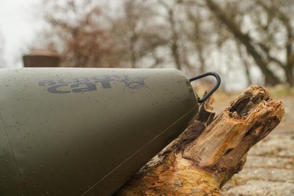 Black Cat Boyarín para Corrientes Fuertes