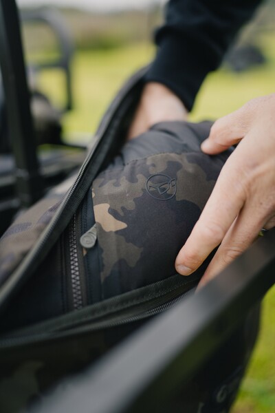 Korda Insulated Jogger Dark Kamo Angelhose