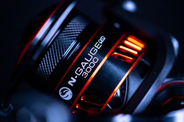 Guru N-Gauge Pro Reel Friedfisch Rolle (inkl. Ersatzspule)