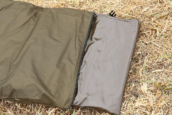 Fox R Series 2 Man XL Bivvy Khaki inc. Inner Dome