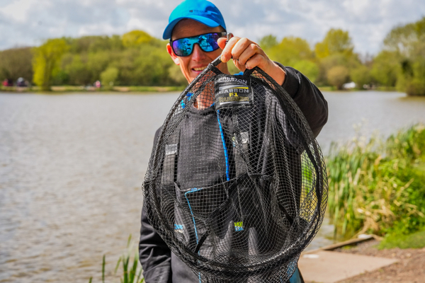 Preston Carbon F1 Latex Landingsnet