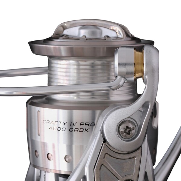 Cinnetic Crafty IV Light Game CRBK Spinning Reel - 4000