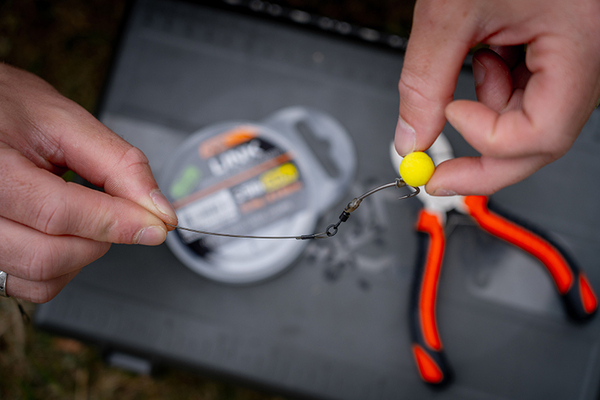 Fox Edges Link Trans Khaki Mono Carp Leader Material (20m)